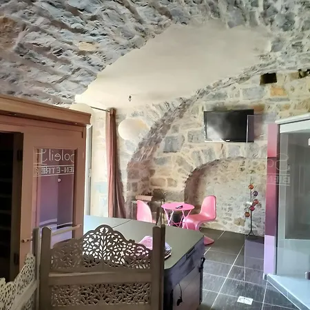 Sublime Spa, Piscine Indoor Дом отдыха *