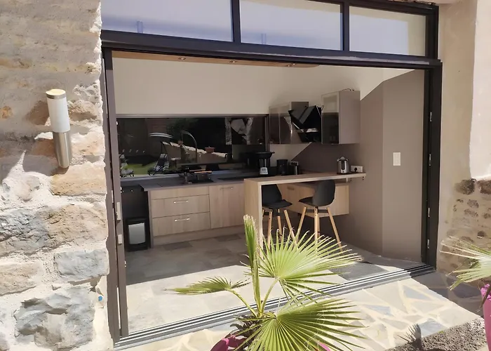 بيت للعطل Sublime Spa, Piscine Indoor Mostuéjouls