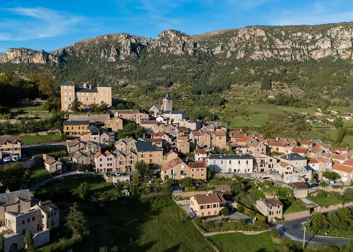 Sublime Spa, Piscine Indoor بيت للعطل